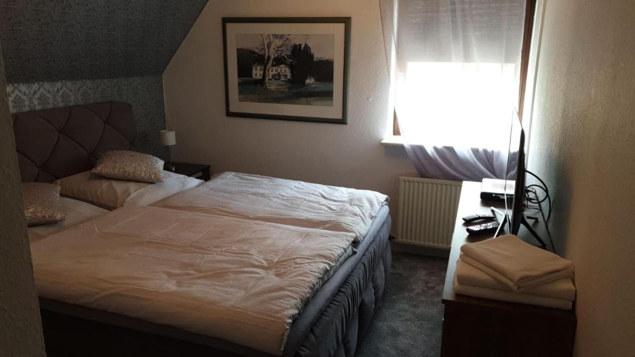 Dorfkrug Grabau Hotell Exteriör bild