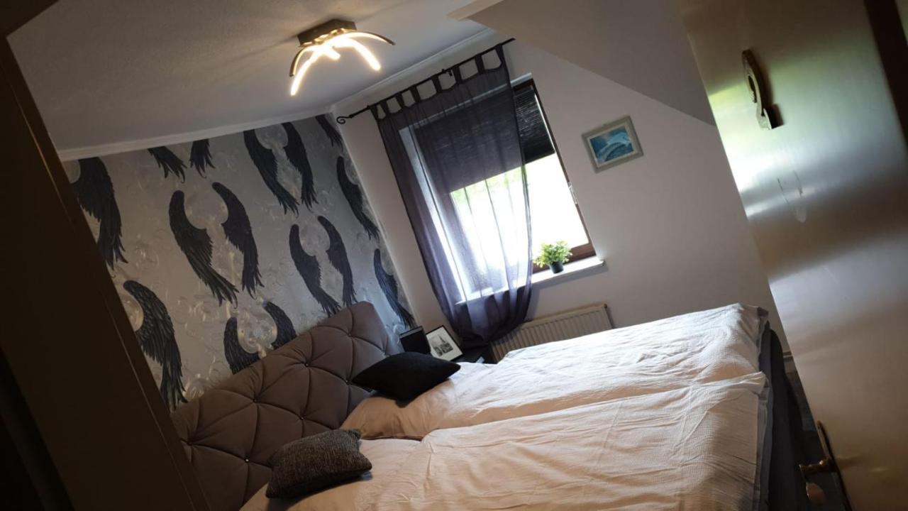Dorfkrug Grabau Hotell Exteriör bild