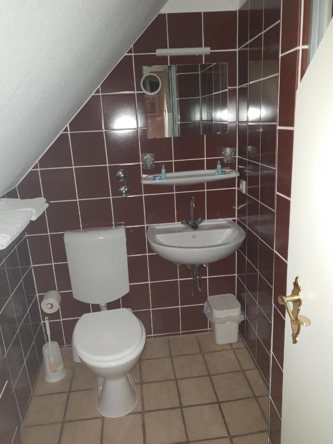 Dorfkrug Grabau Hotell Exteriör bild